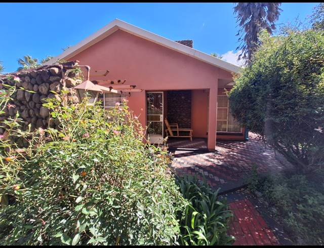3 BEDROOM HOUSE FOR SALE IN VANDERBIJLPARK SE 7